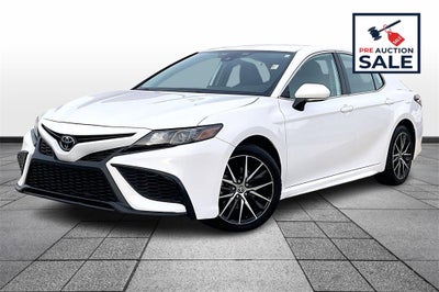 2024 Toyota Camry SE