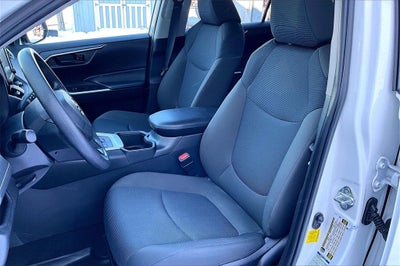 2022 Toyota RAV4 Hybrid LE