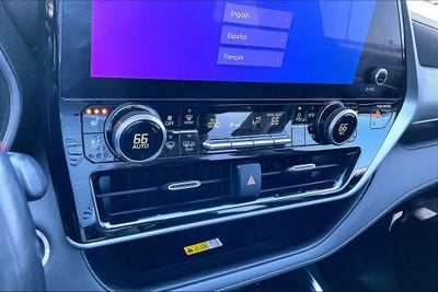 2023 Toyota Highlander Platinum