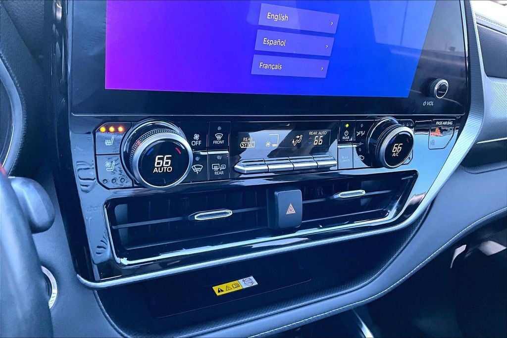 2023 Toyota Highlander Platinum