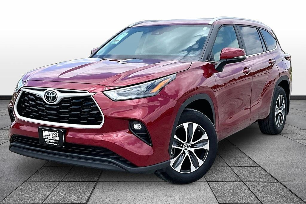 2024 Toyota Highlander XLE