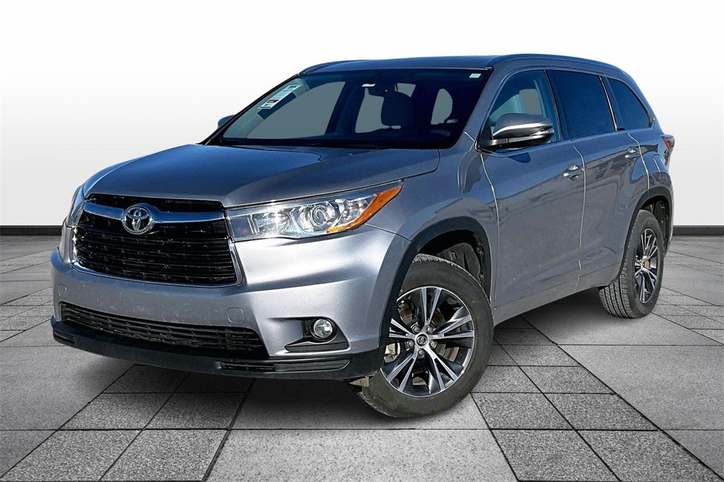 2016 Toyota Highlander XLE V6