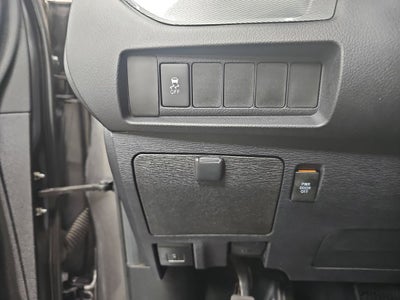 2018 Toyota Sienna SE 8 Passenger