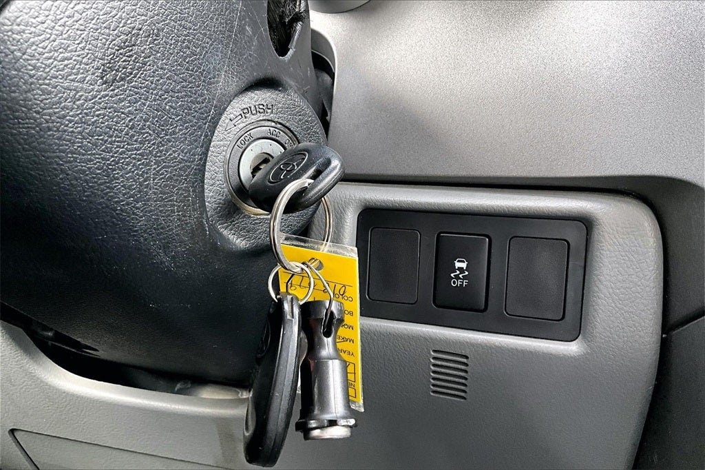 2010 Toyota Tundra Grade 4.6L V8