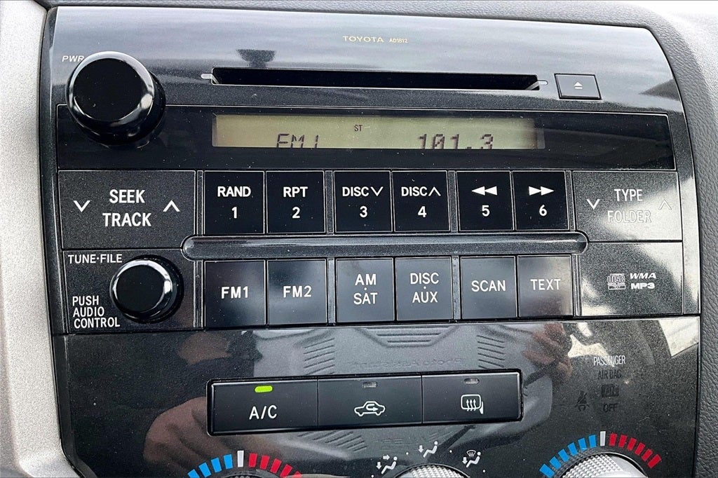 2010 Toyota Tundra Grade 4.6L V8