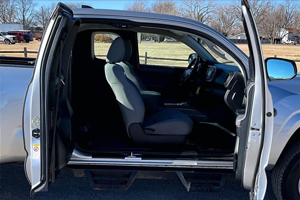 2018 Toyota Tacoma SR