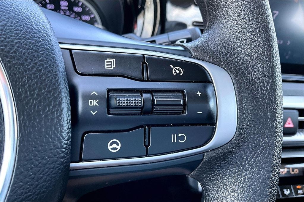 2023 Kia K5 LXS