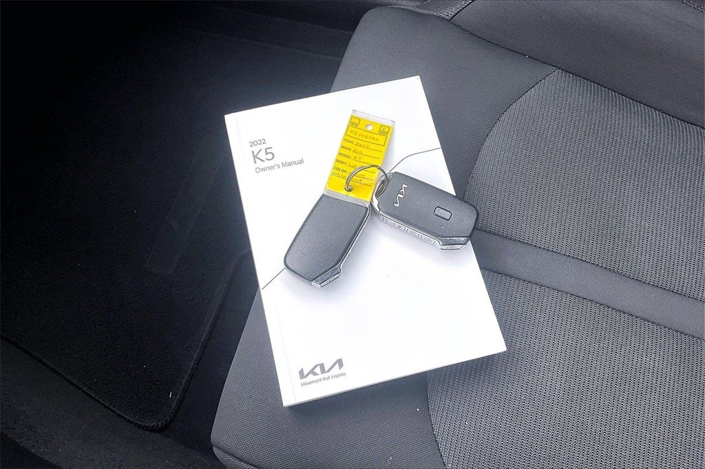 2022 Kia K5 LXS