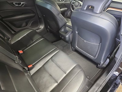 2021 Volvo S60 T6 Momentum