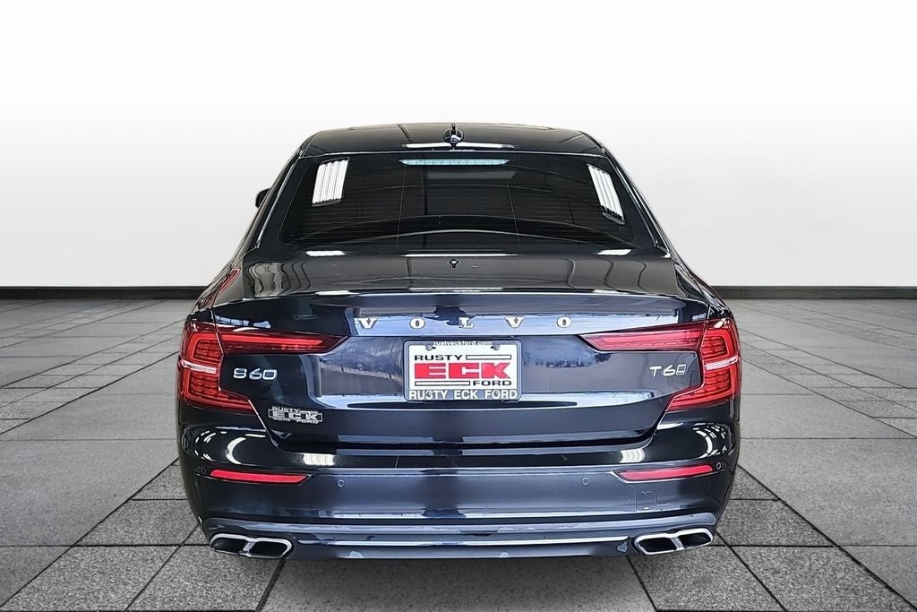 2021 Volvo S60 T6 Momentum
