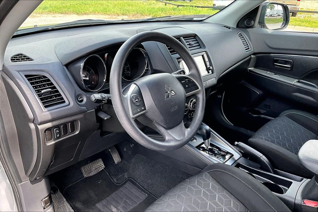 2025 Mitsubishi Outlander Sport 2.0 ES