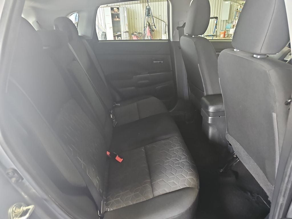 2024 Mitsubishi Outlander Sport 2.0 ES