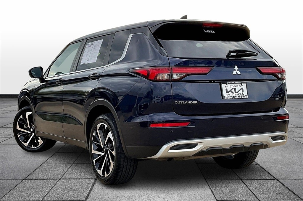 2024 Mitsubishi Outlander SE Black Edition