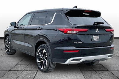 2024 Mitsubishi Outlander SE Black Edition