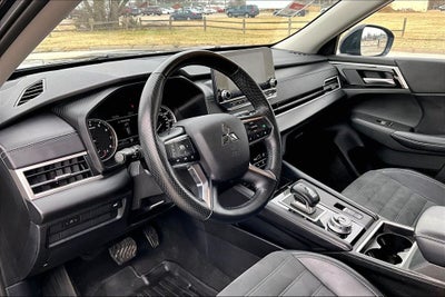 2024 Mitsubishi Outlander SE Black Edition