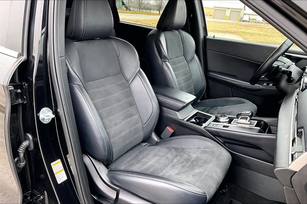 2024 Mitsubishi Outlander SE Black Edition