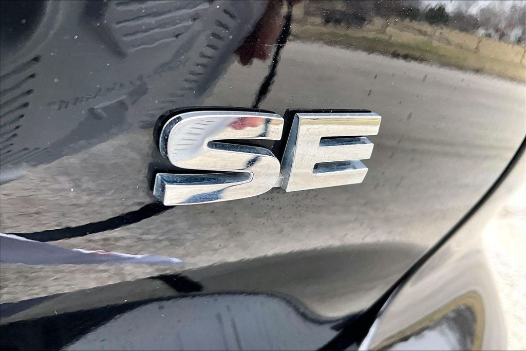 2024 Mitsubishi Outlander SE Black Edition