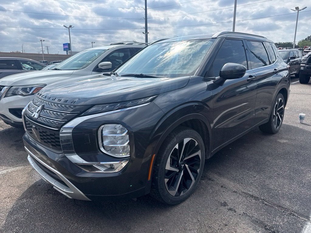 2024 Mitsubishi Outlander SEL Black Edition