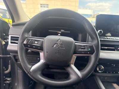 2024 Mitsubishi Outlander SEL Black Edition