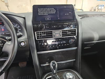 2024 INFINITI QX80 LUXE