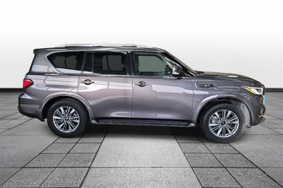 2024 INFINITI QX80 LUXE