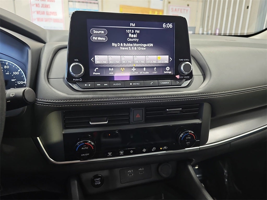 2024 Nissan Rogue SV