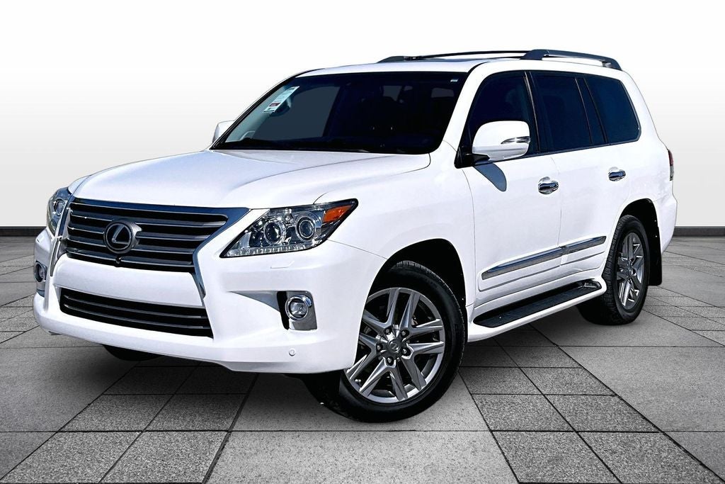 2015 Lexus LX 600 570's photo