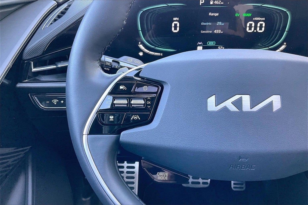 2023 Kia Niro Plug-In Hybrid SX