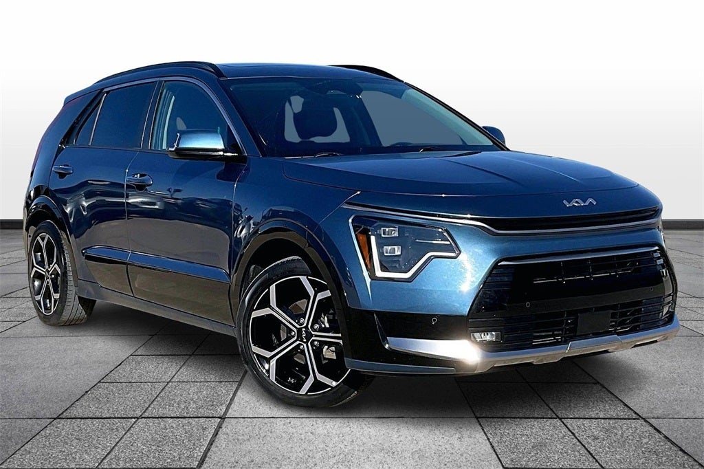 2023 Kia Niro Plug-In Hybrid SX