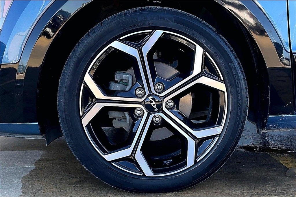 2023 Kia Niro Plug-In Hybrid SX