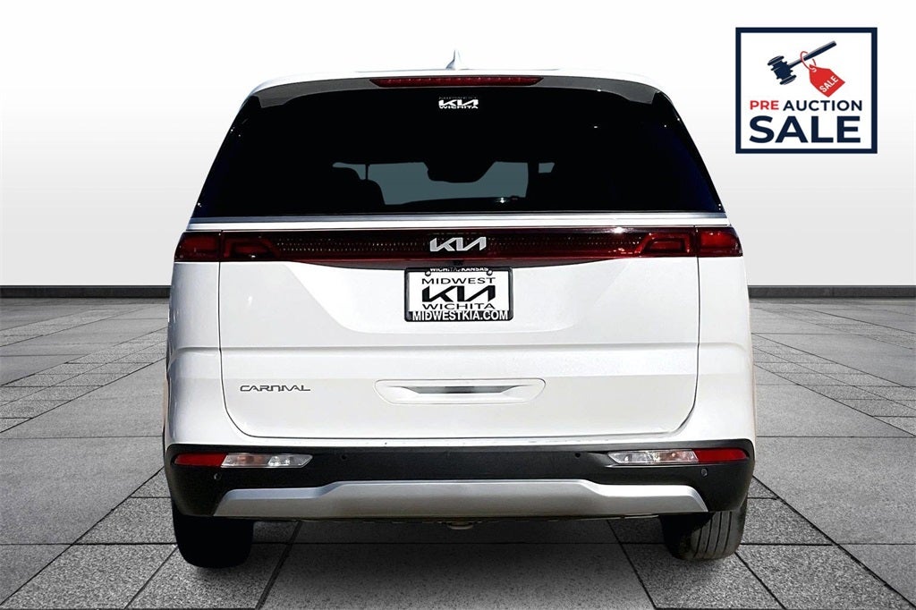 2024 Kia Carnival LX