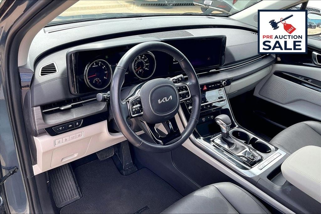 2024 Kia Carnival EX