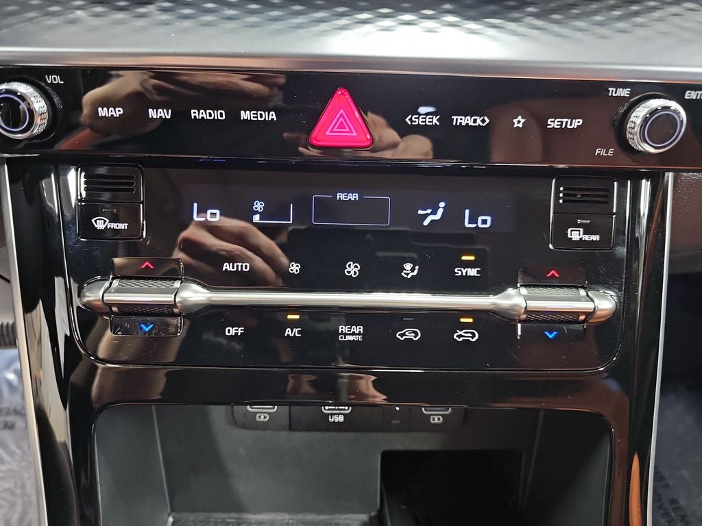 2024 Kia Carnival SX Prestige