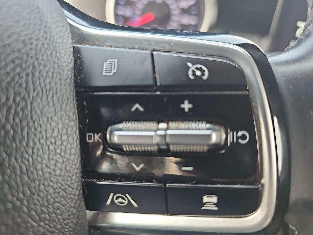 2022 Kia Carnival SX