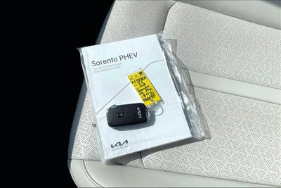 2022 Kia Sorento Plug-In Hybrid SX