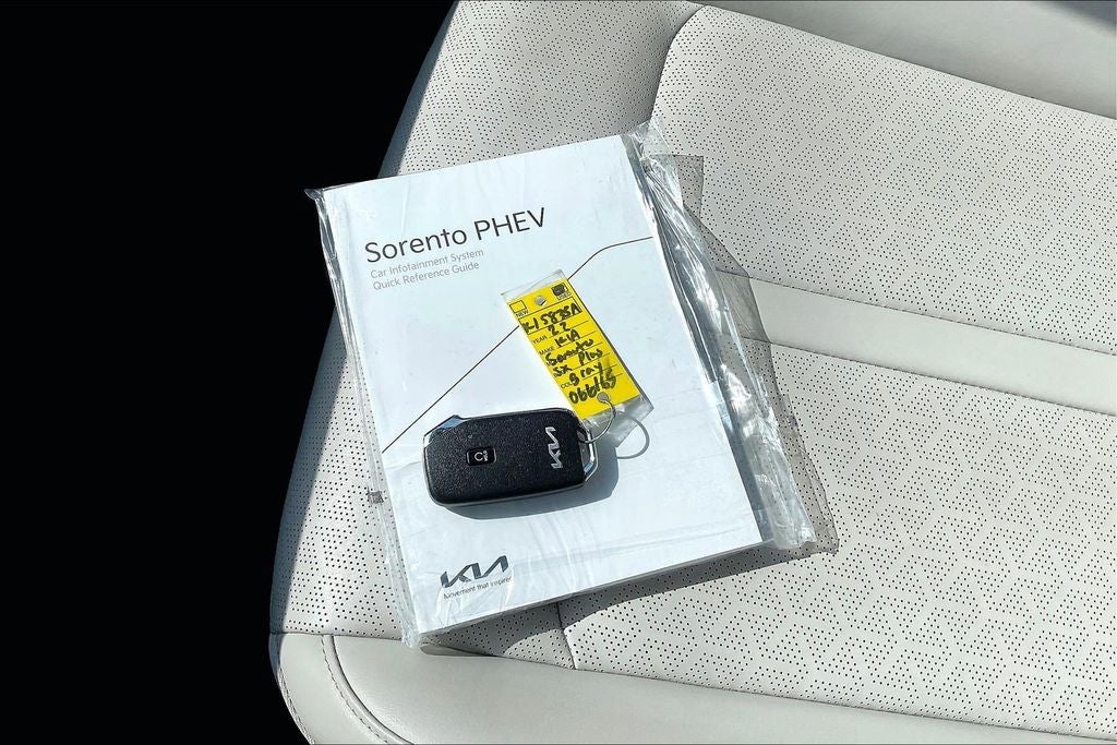 2022 Kia Sorento Plug-In Hybrid SX