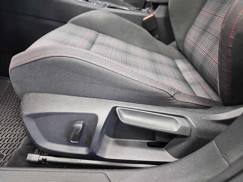 2022 Volkswagen Golf GTI 2.0T SE