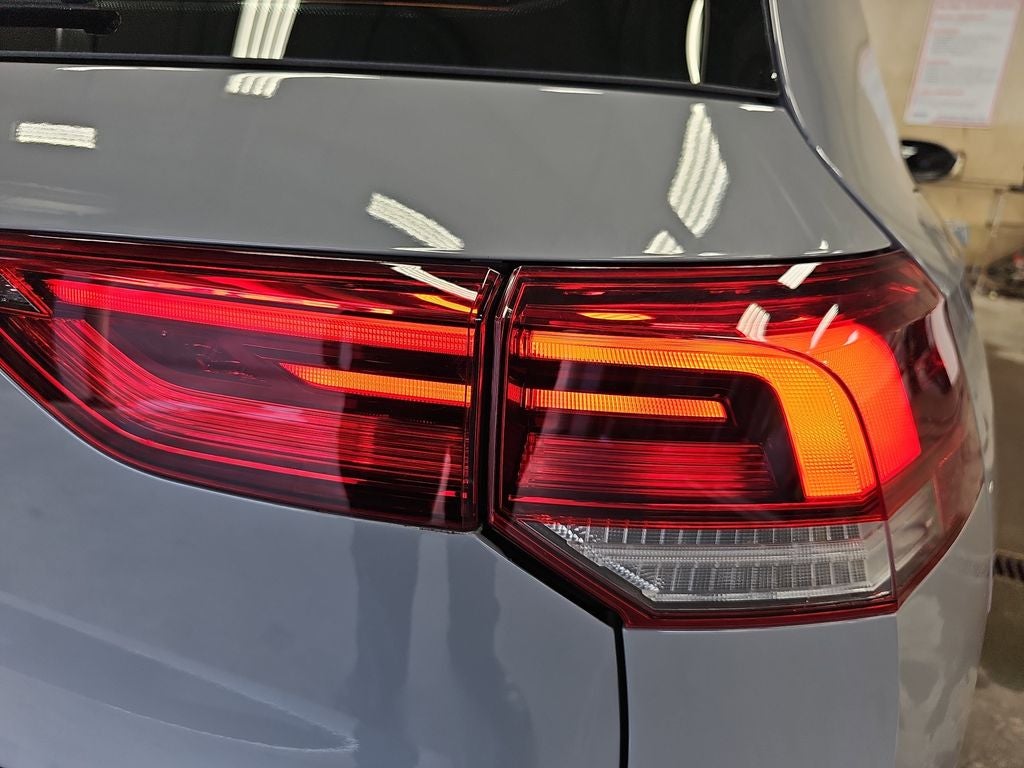 2022 Volkswagen Golf GTI 2.0T SE