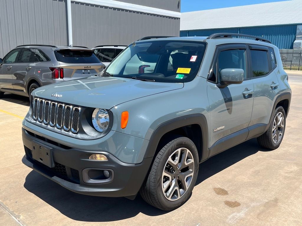 2017 Jeep Renegade Latitude 4x4's photo
