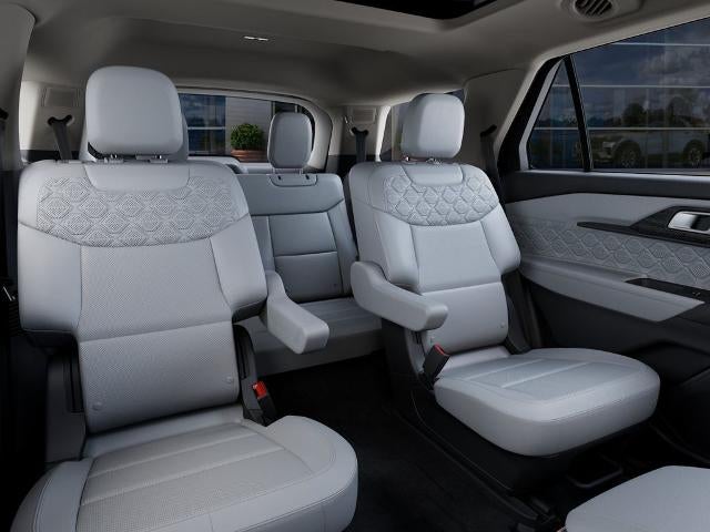 2027 Ford Explorer 4-Door 4DR 4WD PLTNM