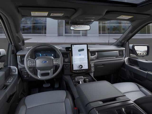 2025 Ford F-150 Lightning Lariat®